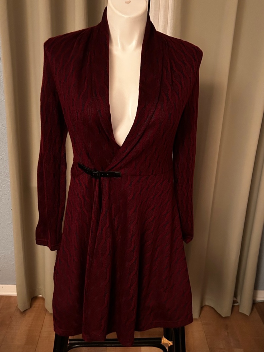 Papillon Blanc Burgundy Cable-Knit Wrap Dress Size M